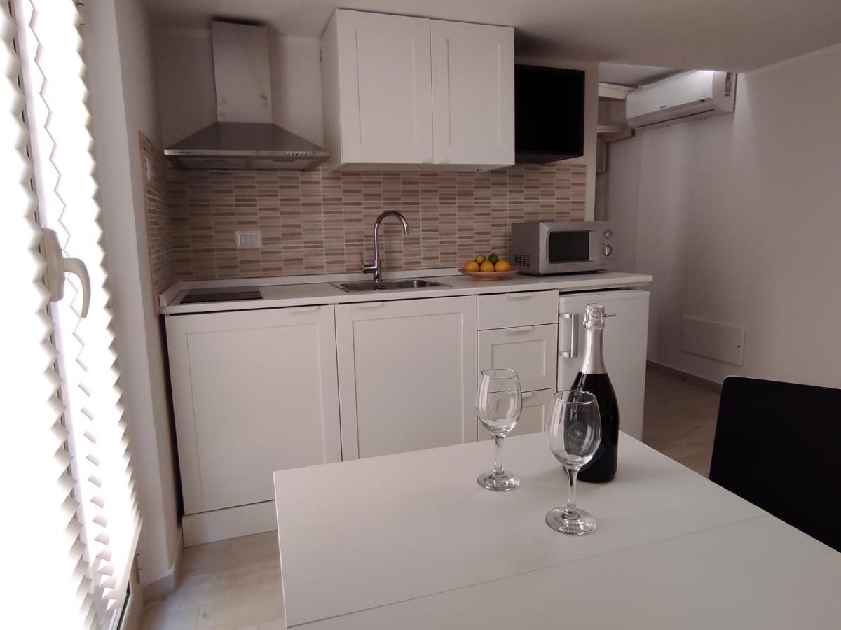 Taormina House Apartment ภายนอก รูปภาพ